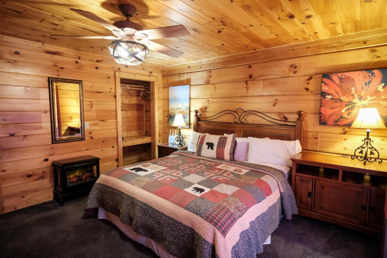 Lazy Bear Lodge Гатлинбург Экстерьер фото