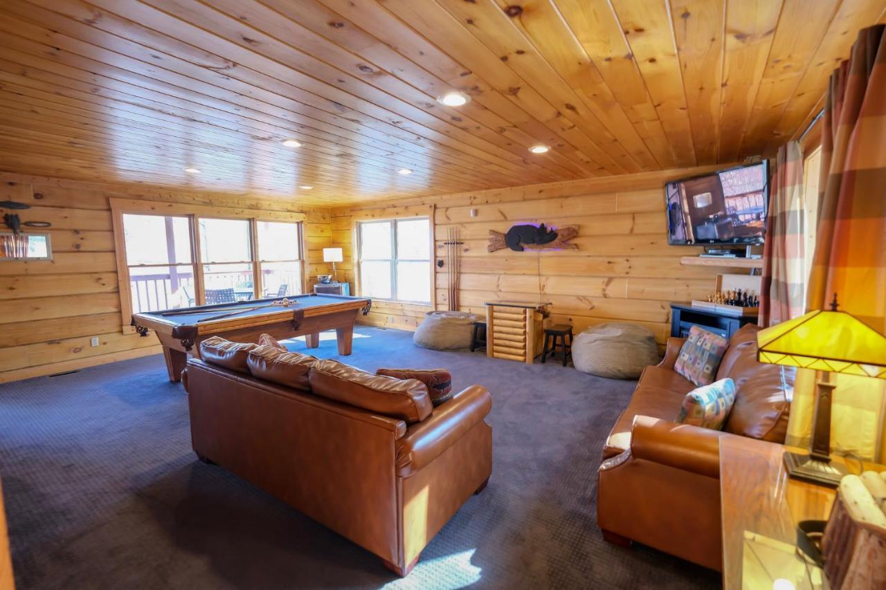 Lazy Bear Lodge Гатлинбург Экстерьер фото